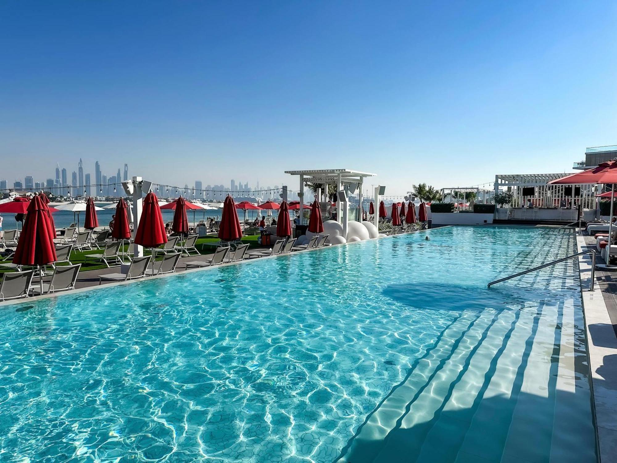 Spacious Beachfront 2 Bedroom Apartment - The 8 Dubai Bagian luar foto